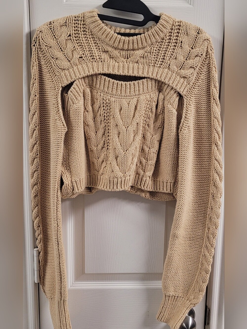 Women's Pistola Beige Cable-Knit Cropped Crewneck Sweater Set